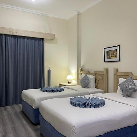 Green House Hotel Suites & Apartment Dubai Ngoại thất bức ảnh